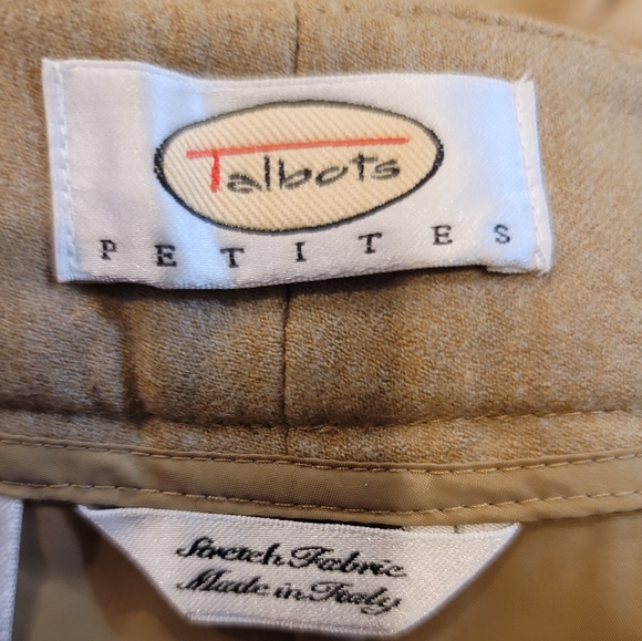 Talbots Tan Shorts - Size 10 - Picture 3 of 5